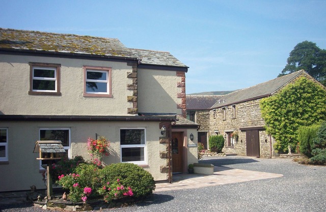 SHARP EDGE, pet friendly, with a garden in Mungrisdale