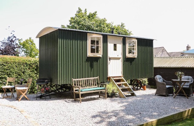 Shepherd's Hut