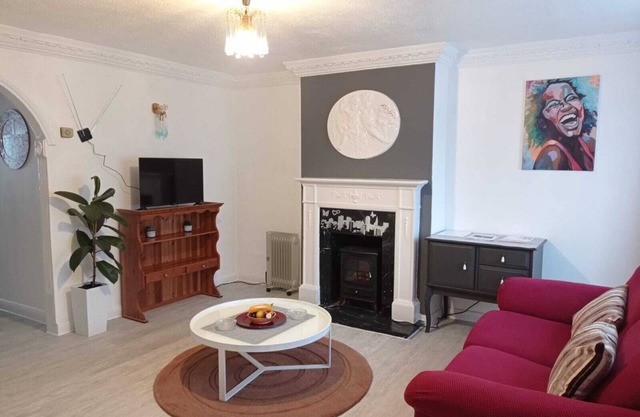 Shepherds Spacious House 4-Beds