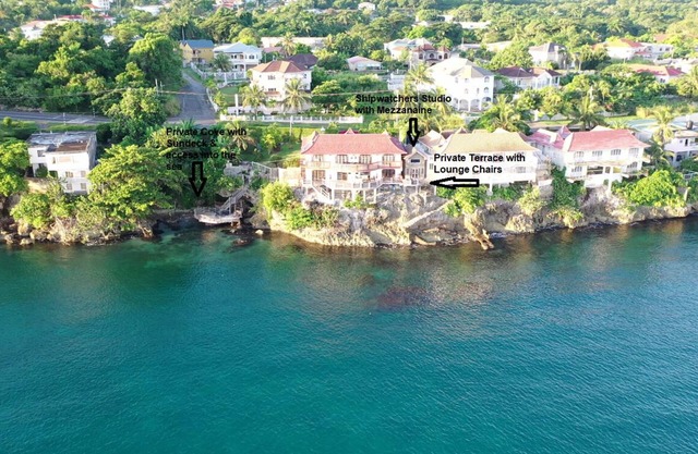 Ship watchers Oceanfront Tiny House Retreat with Mezzanine and Private Jetty