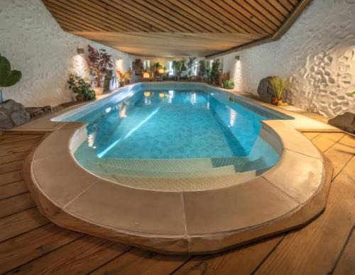 Shipool Lodge-Luxury Retreat