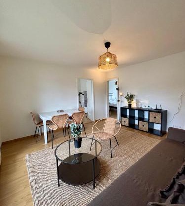 Simple and Comfortable 2BR Apartment in Zurich