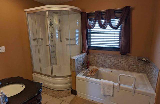 Single Level Living at the Lake