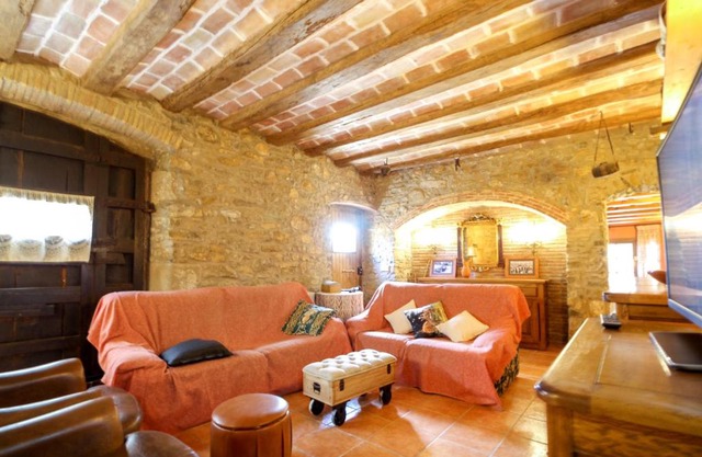 Sistach Rentals Casa Colomers