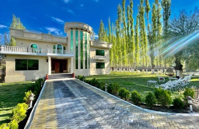 Skardu Saraye Hotel & Resort
