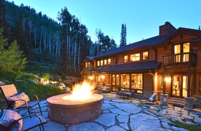 Ski-in/Ski-Out 7 Bedroom Home w/ Movie Theater and Private Hot Tub