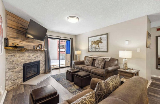 Ski in/Ski out ground floor Breckenridge Condo