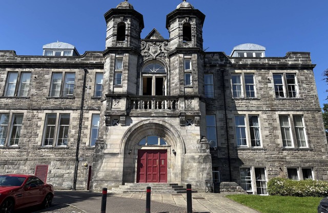 Skibo Vista Dunfermline - sleeps 4 guests in 2 bedrooms