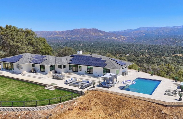 Skyfall - Best views in Mariposa