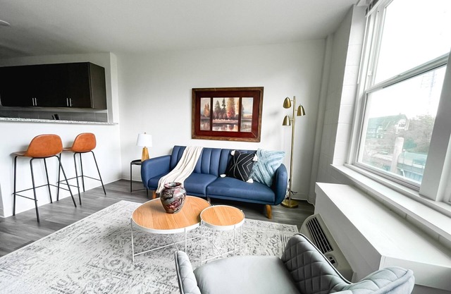 Sleepover: Cozy 1BD/1BA + Gym - Cincinnati