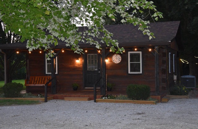 Sleeps 4, Rustic, Secluded
