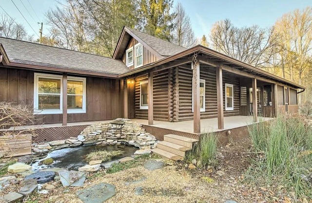 Smokey Mountain Hideaway