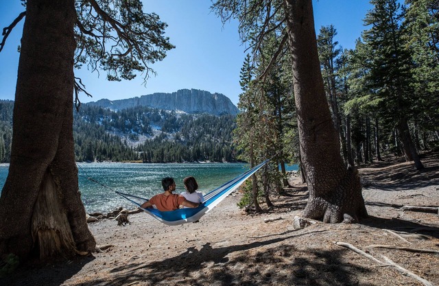 Snowcreek V 933 Bright and Spacious, Private BBQ, Washer Dryer, Pet-Friendly by RedAwning