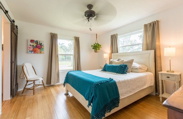 Soak Up Sunny FL Vibes at this Rad Ranch House