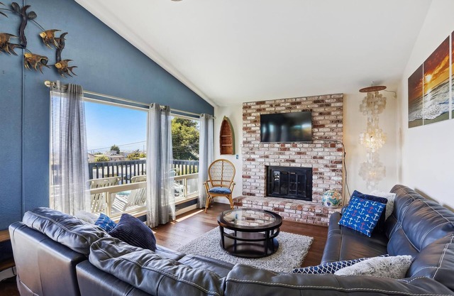 Soaking in Seacliff – Oceanview Getaway with Hot Tub & Private Backyard