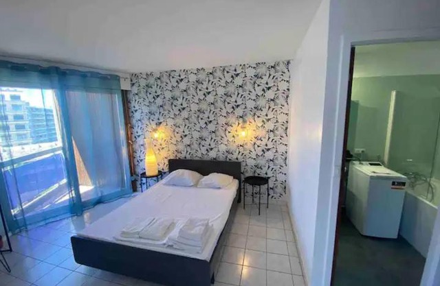 SOBNB ROYAL 1-Appartement centre Annemasse,10min de Genève