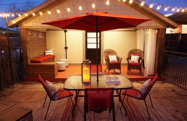 Socozyluxe Studio in Uptown/Oak Lawn