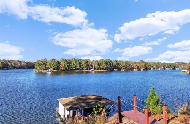 Songbird Haven | Excellent Location | Deep Water | Pet-Friendly