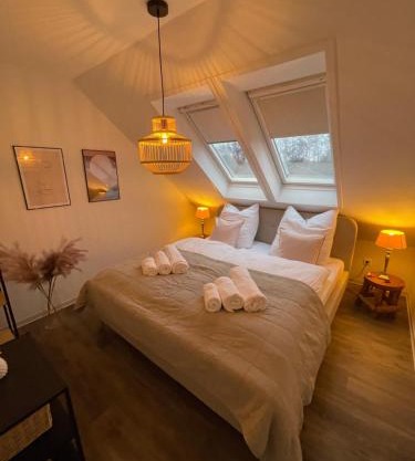 Sonnige Dachwohnung nahe dem Klinikum.