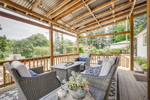 Sonoma County Vacation Rental with Vineyard Views!