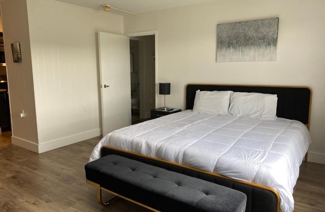 Sophisticated studio apartment in Gadsden, AL