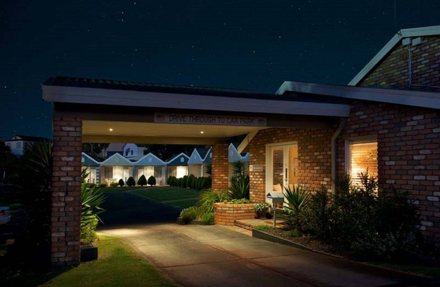 Sorrento Beach Motel