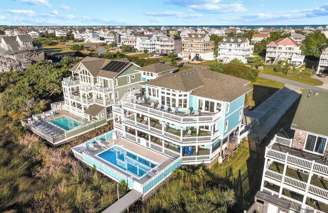 Soundfront, Pool, Hot Tub, Elevator, Private Dock, Boat Ramp, & Game Room