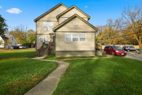 Spacious 2BR Home Near Downtown Cincinnati home