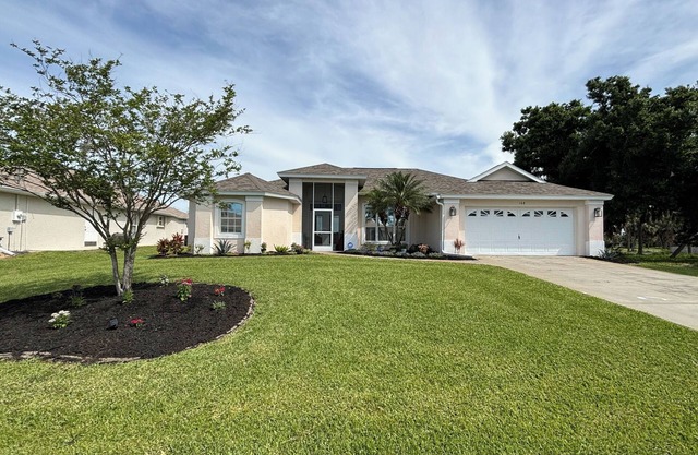 Spacious 3-Bed Oasis with Granite Finishes & Pool