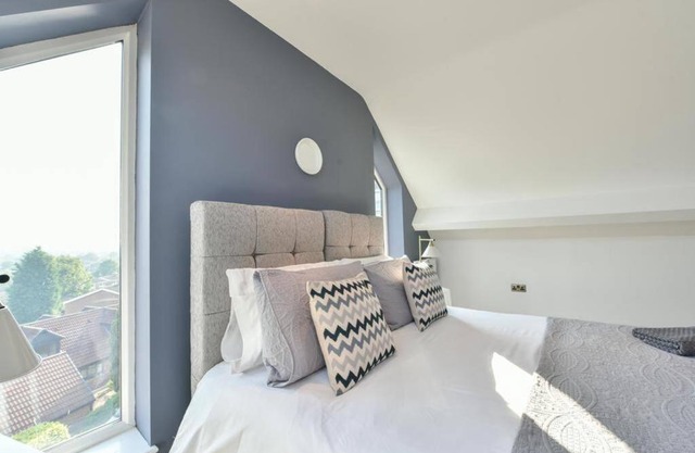 Spacious 3 Bedroom, 2 bathroom House