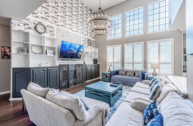 Spacious 5BR 4BTH House/w Game Room or 6th BR in Welcoming Frisco Close To All