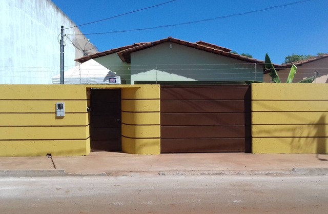 Spacious and comfortable house, close to the city center! Pleasant environment!