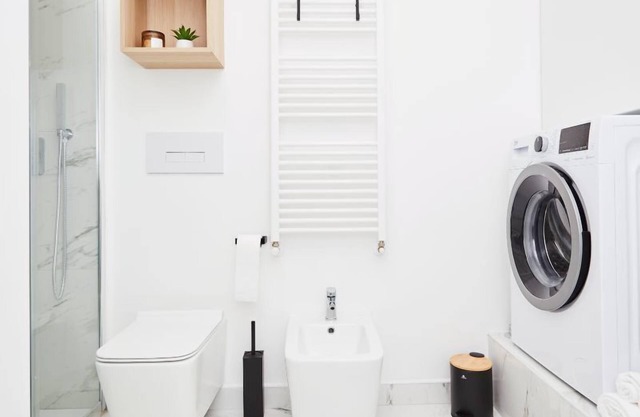 Spacious and elegant one bedroom apartment – 3 stops from the Duomo