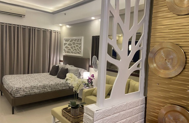 Spacious and Newly Renovated Corner Suite at Grass Residences in Quezon City