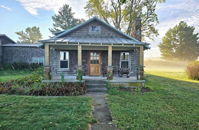 Spacious and restful rural retreat house for families and groups.