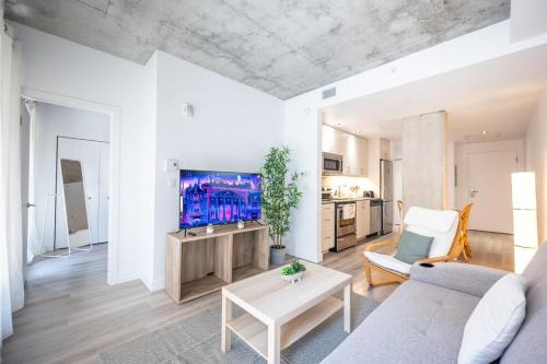 Spacious Apartment in Old Port Montreal