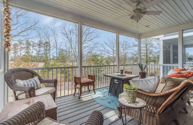 Spacious Beach Townhome w/Pools & Porch – Near Lewes & Boardwalk!