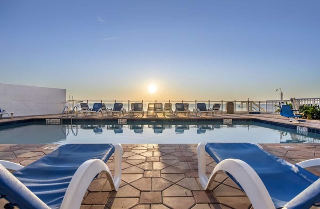 Spacious Beachside Room w/Ocean Views - Perfect for Families | Daytona Beach
