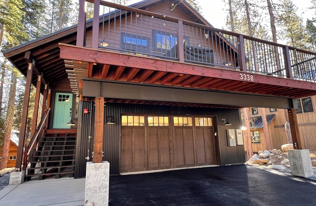 Spacious Cabin near Sugar Ski Resort
