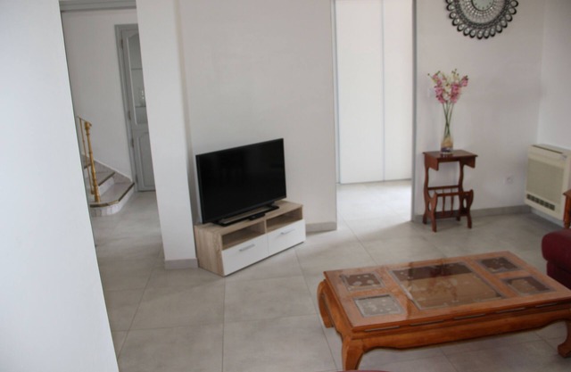 Spacious, equipped and sunny house