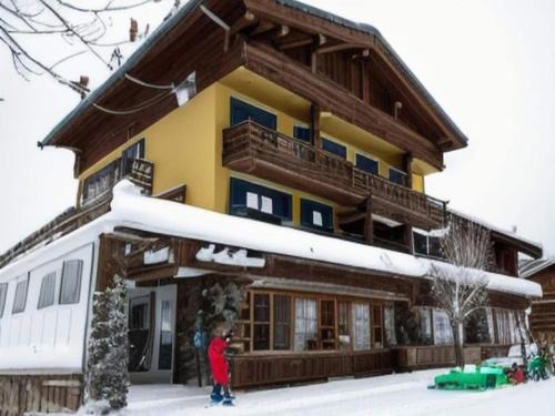 Spacious holiday home in Zell am See