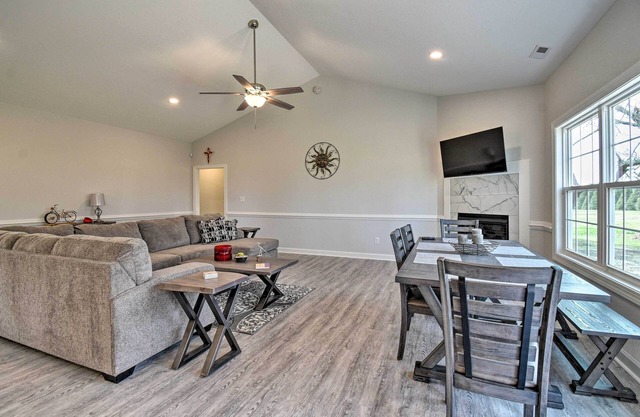 Spacious Home < 1 Mi to Kiptopeke State Park!