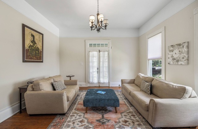 Spacious Midtown Home, Walk to Mardi Gras, Pets Okn