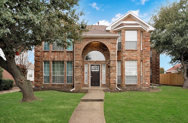 Spacious Newly remodeled 5BA 3BA central location