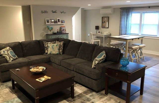 Spacious, Pet Friendly Retreat - Located Between Roanoke and Salem