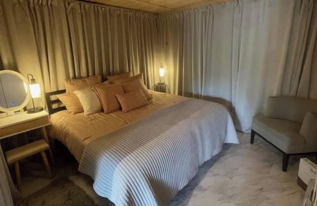 Spacious Studio Apt. Glen Ellen