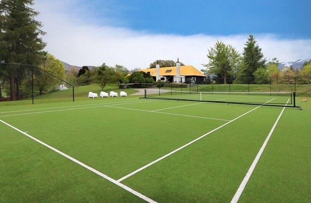 Spacious, unique, architecturally designed 1960s home located amongst Millbrook