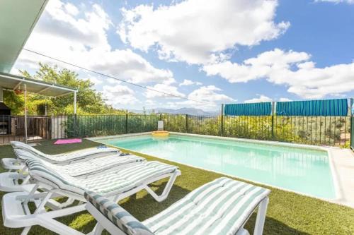 Spacious villa with mountain view in Archidona, private pool