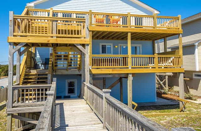 Sparrow's Beach Nest by Sea Scape Properties