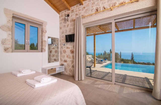 Spartia Suites - Brand New Seaview Suites - Spartia Suites - Brand New Seaview Suites